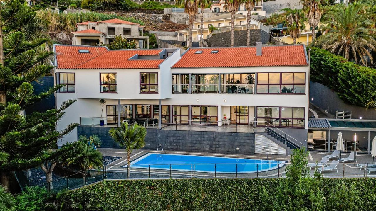 Ample Villa With Pool And Gorgeous Ocean View Funchal  Exterior foto
